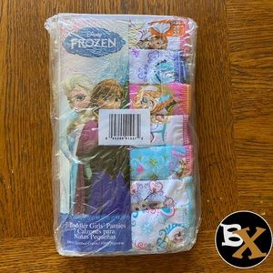 NWT Toddler Girl’s Frozen Panties 2/3T